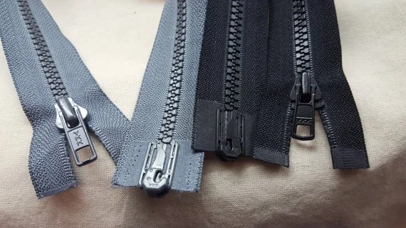 Zipper - Fastrack Vislon by YKK - Gray 24"