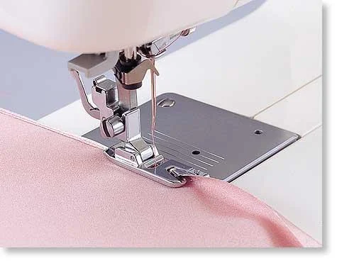 5mm Narrow Hem Foot - SA127