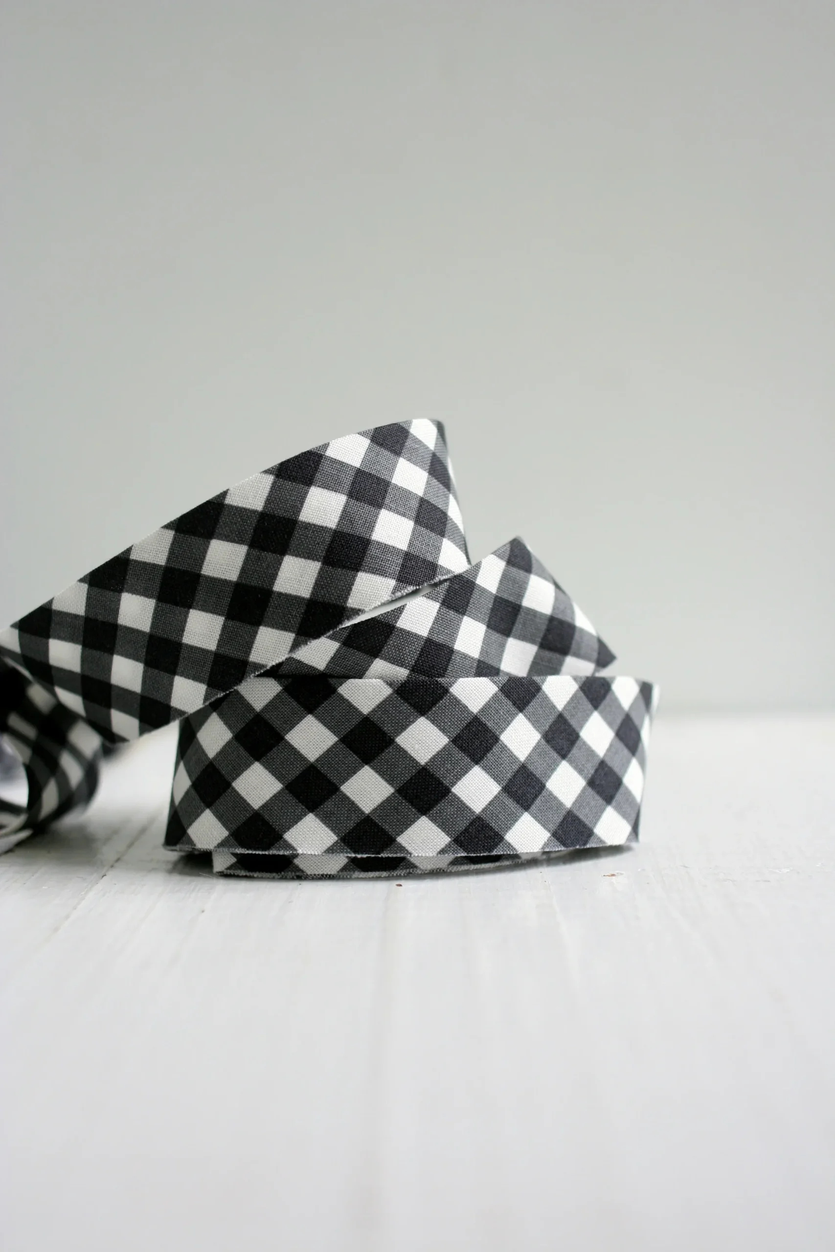 Black and White Gingham Quilt Binding - Precut, 8 Yards