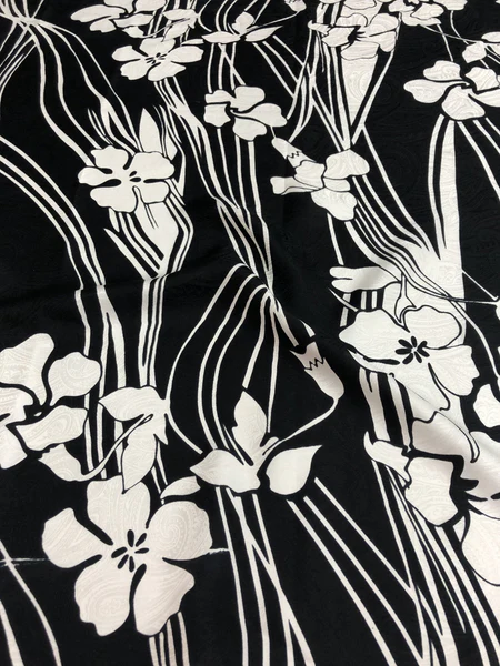 Trailing Water Lilies Printed Silk Jacquard - Black / White