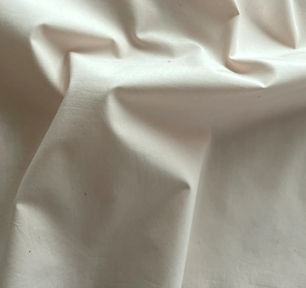 Benartex Wave Texture Fabric in White in 108″ Width Quilt Backing