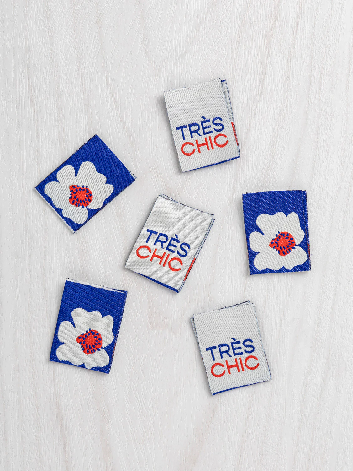 Core Fabrics Sewing Labels: 6 pack - Très Chic