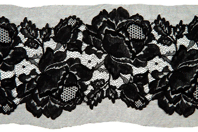 6 1/2" Floral Black Chantilly Lace (Made in France)