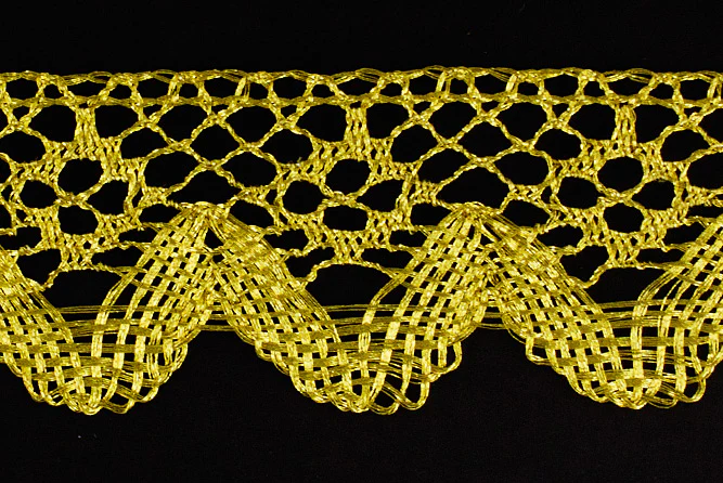1 1/4" Brilliant Gold Metallic Crochet Lace (Made in England)