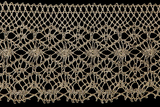 3 3/4" Pale Gold Metallic Crochet Lace (Made in England)