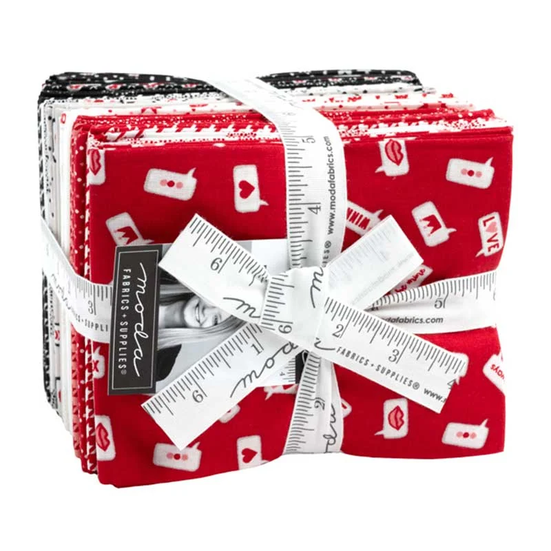Moda Xoxo Fat Quarter Pack 27 Piece 24140AB