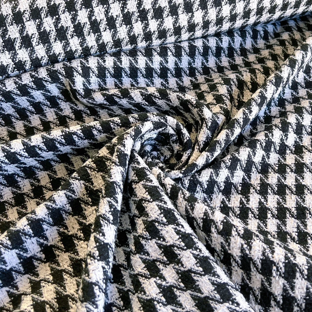 Remnant - Black and White Houndstooth Tweed - 2.08 yd