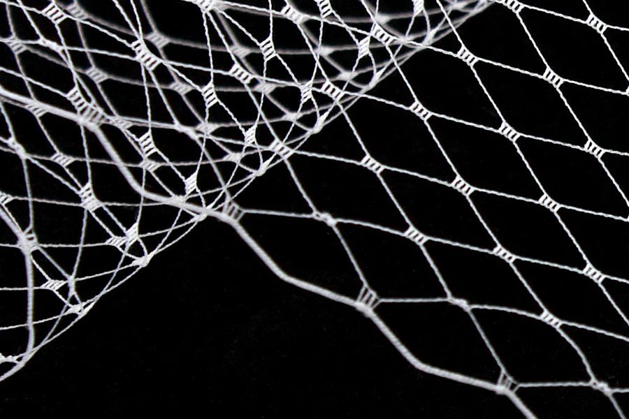 18" White Russian Netting