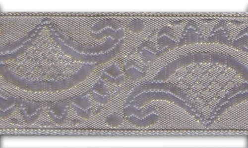 1 1/4" Metallic Pale Gold & White Scrolled Fans Woven Ribbon