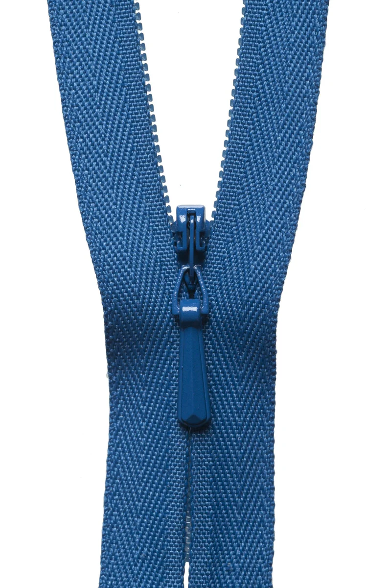 YKK Concealed Zip 23cm / 9 inch: Saxe Blue (Colour 557)